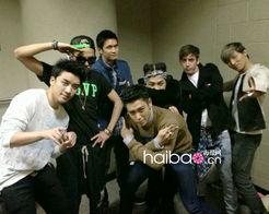 搞笑合照造型姿势,欢乐瞬间，姿势各异，笑料连连