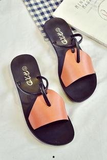 拖鞋图片女,拖鞋搭配女生时尚穿搭指南